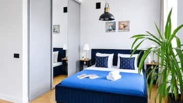 Superior Apartment, Courtyard View