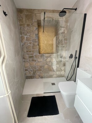 Bathroom - Vrbo Property (Piran)