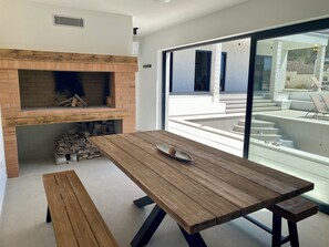 Outdoor dining - Čiovo Hills - Villa in Trogir with pool & stunning sea view (Žedno)