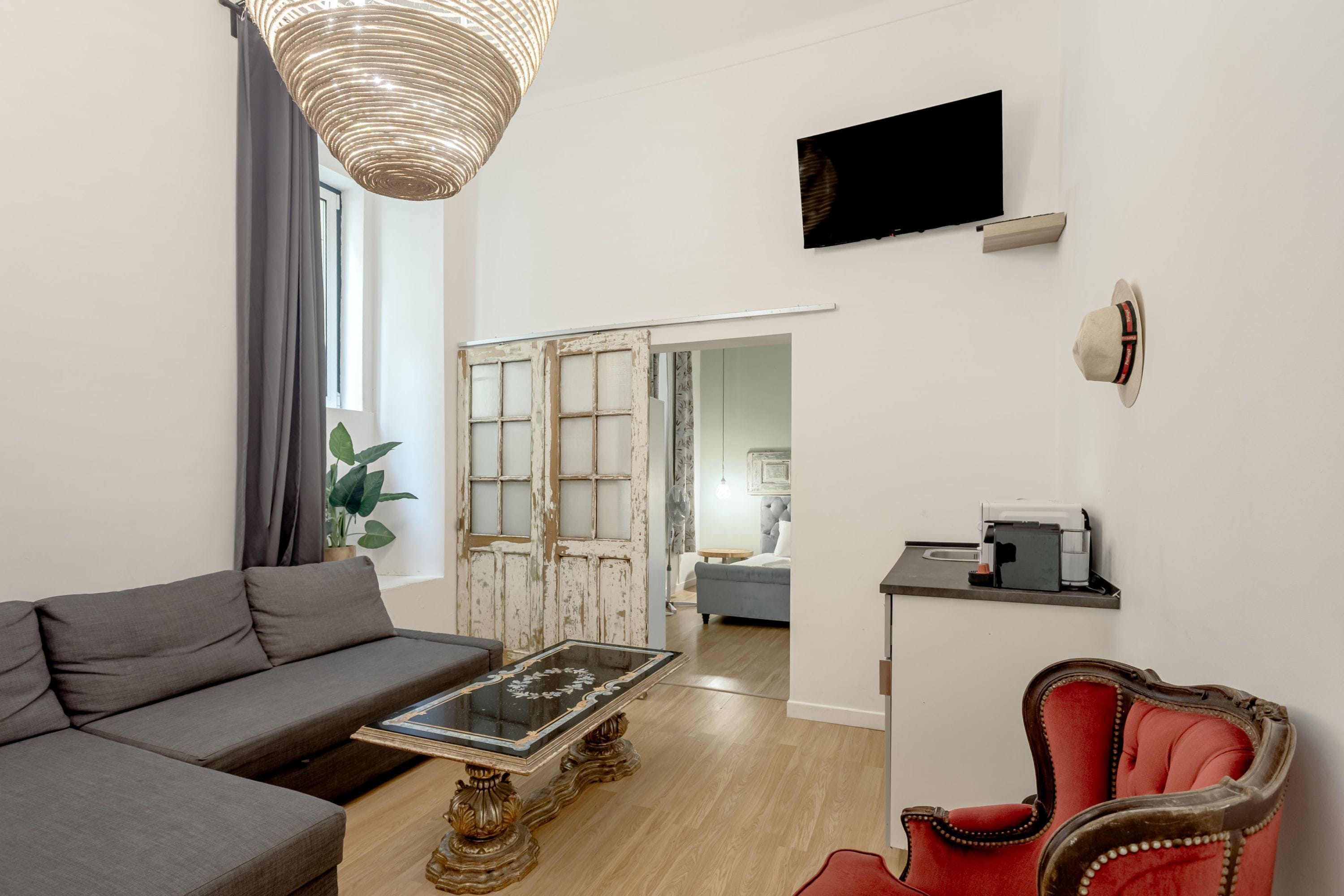 House | 1 bedroom