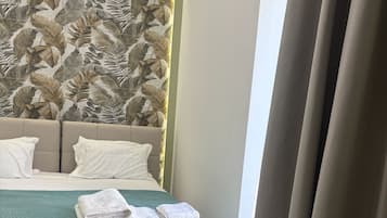 Klassieke kamer, 1 twee- of 2 eenpersoonsbedden | Een bureau, gratis wifi