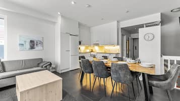 Comfort Apartment, Multiple Beds, Sauna, Courtyard View | Interior