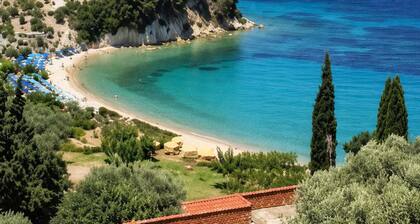 Mare E Cielo - Seafront Stay & Private Beach Samos