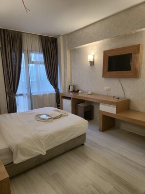 In-room safe, free WiFi - BULUT OTEL (DENİZLİ)