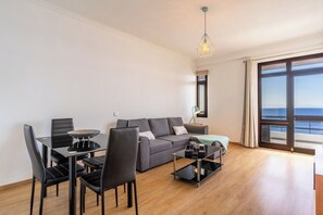 TV - Monumental Apartment 712 Balcony Sea View (Funchal)
