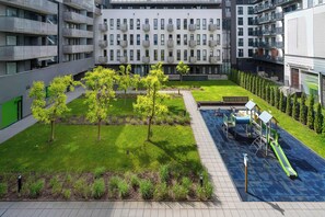 Children’s area - Modern Apartment with Balcony | Close to the Botanical Garden (Wrocław)