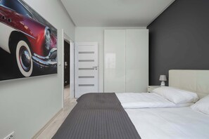 Iron/ironing board, travel cot, WiFi, bed sheets - Modern Apartment with Balcony | Close to the Botanical Garden (Wrocław)