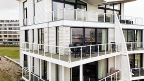 Property grounds - Modern apartment with exceptional sea view and balcony at Marina Wendtorf (Wendtorf)