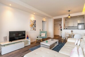 Interior - Funchal Apartment, Ocean View Balcony (Funchal)