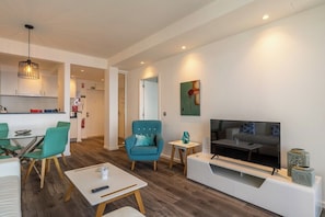 Interior - Monumental Apt 608, Funchal Sea View & Parking (Funchal)