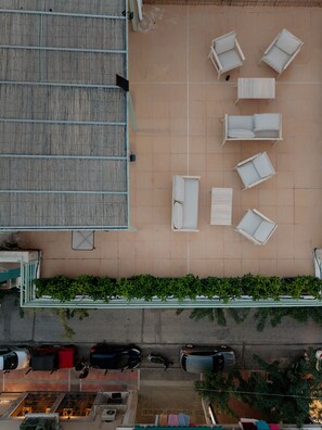 Property grounds - Cozy Studio | Metro | Starlink + Rooftop Views | (Athens)