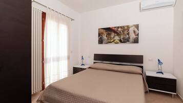 Appartamento, 1 camera da letto, balcone | Ferro/asse da stiro