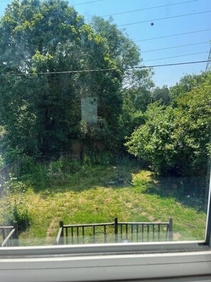 Shared Dormitory, 1 Bedroom, Patio | Interior