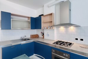 Fridge, dishwasher - Viktor Flexrent - Abyssinia Real Estate (Riccione)