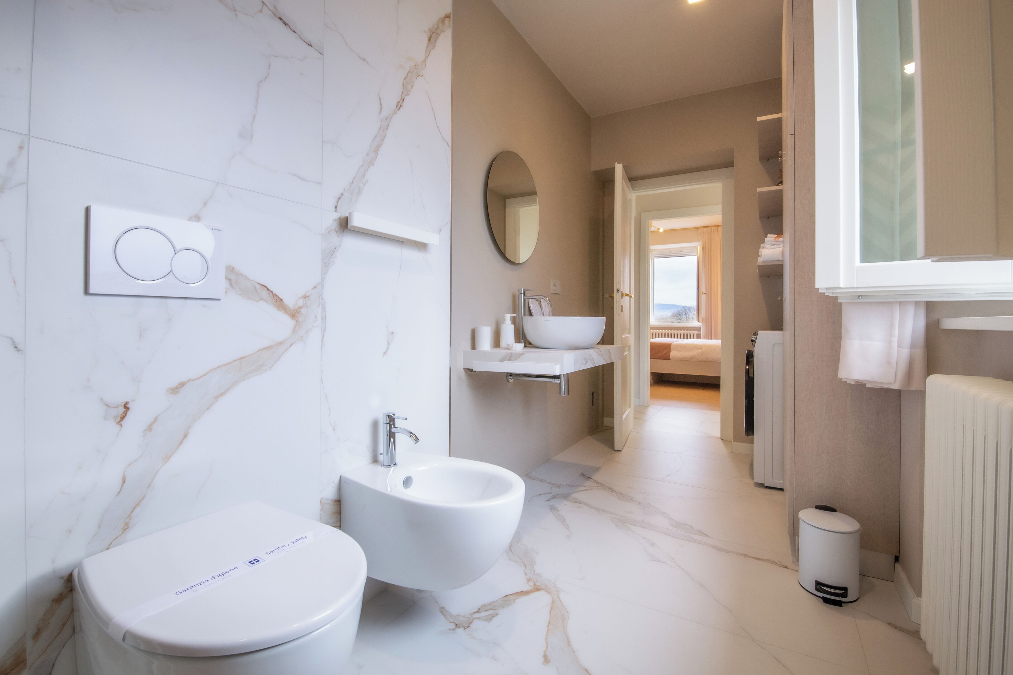 Doccia, asciugacapelli, bidet, asciugamani