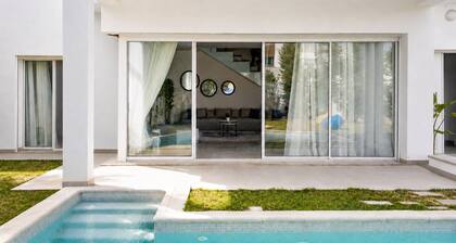 Elegant Villa in Gammarth With Private Indoor Pool