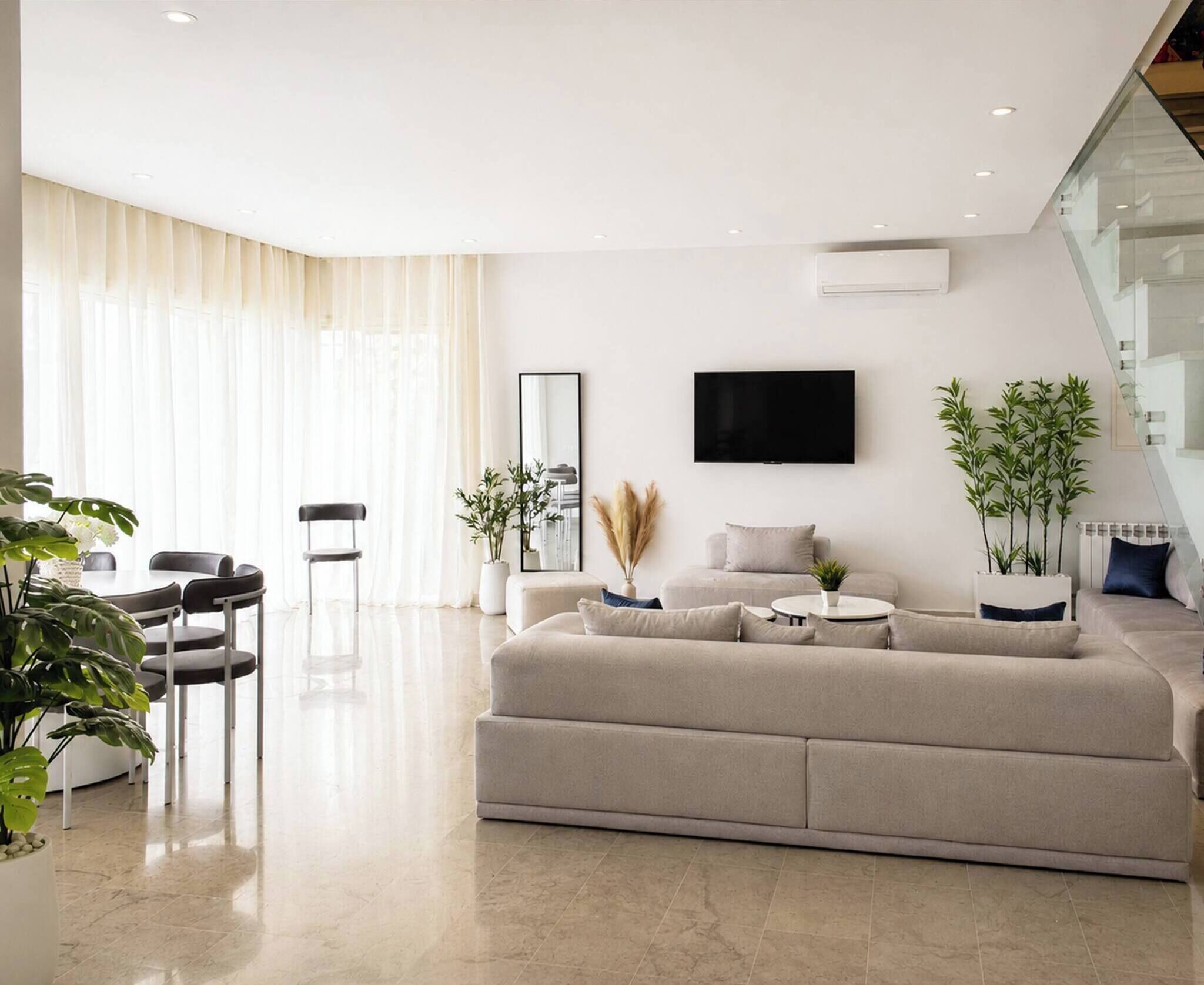 Villa, 4 Bedrooms, Smoking, Private Pool | Living room