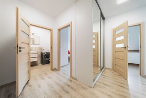 Apartamento, sacada | Área de estar | Smart TV