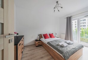 Apartemen | Setrika/meja setrika, Wi-Fi gratis, dan seprai linen