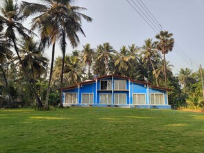 Deluxe Room, Garden View | Exterior