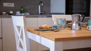 Apartemen Comfort | Tempat makan