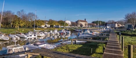 Marina