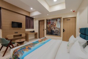 Gold Room | Free WiFi - Hotel TGR Pride (Ahmedabad)