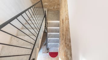 Apartamento, 1 quarto, sacada, vista para o mar | Parte interna