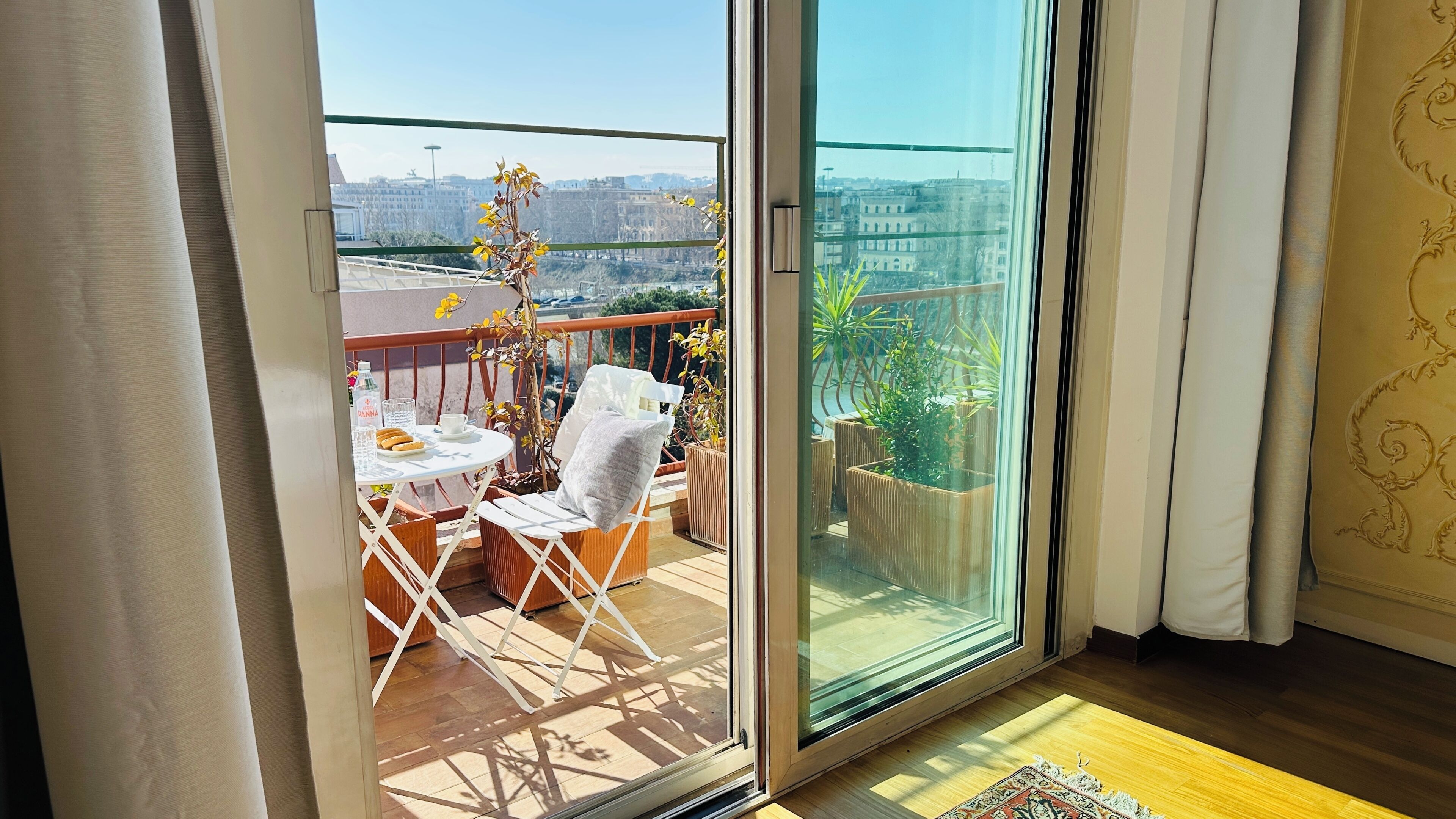 Chambre Double Deluxe, balcon, vue ville | Intérieur
