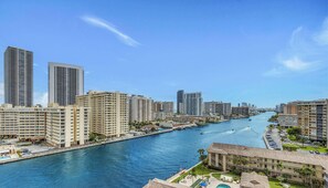 Miscellaneous - Stunning Waterway View · 2BR Resort Suite (Hallandale Beach)