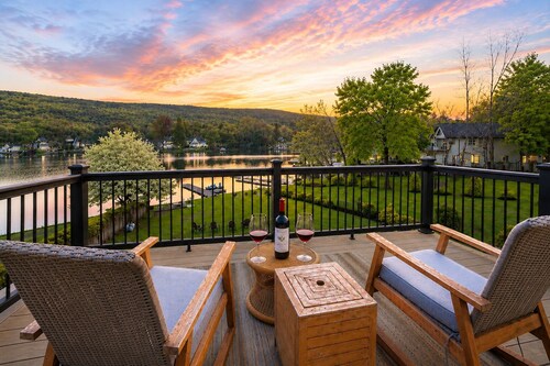 Lakefront | Hot Tub • Game Room • Sleeps 10