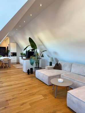 Living area - Vrbo Property (Hauenstein)