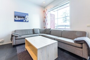 Appartamento Comfort, 3 camere da letto, sauna, vista cortile | Vista dalla camera