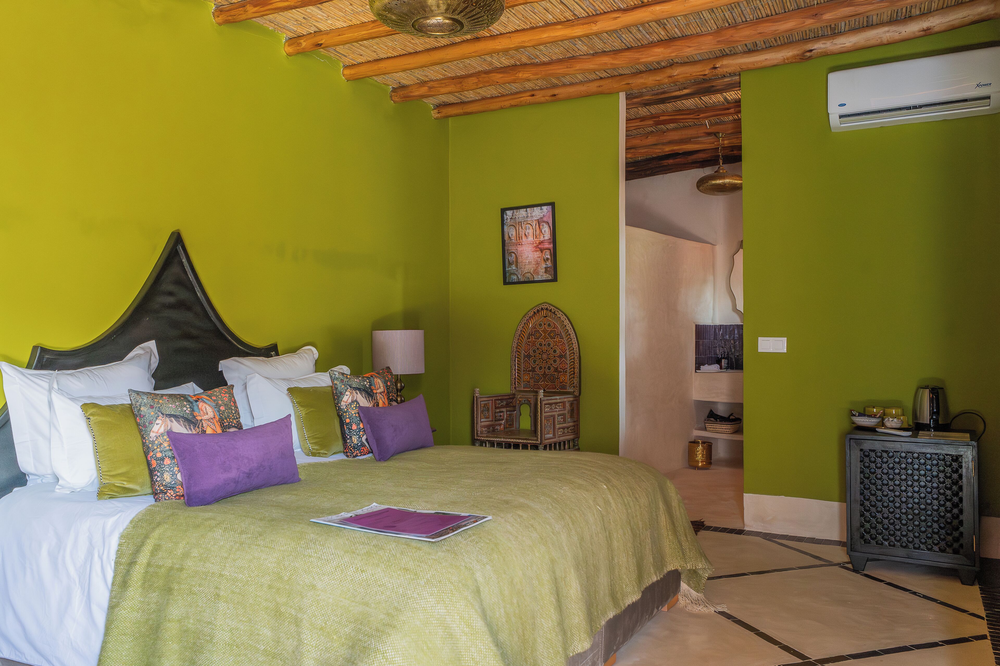 Deluxe Double or Twin Room, Garden View | Premium bedding, minibar, in-room safe, blackout drapes
