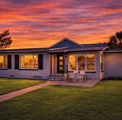 St. Augustine Cottage w/ Private Heated Pool