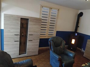 Interior - Detached house with view of the 4 fils aymon (Bogny-sur-Meuse)