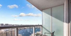 Property grounds - Waterway Views 2BR · Beachwalk High Floor (Hallandale Beach)