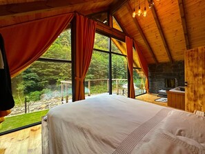 Villa Deluxe, vista al río | Escritorio y wifi gratis 