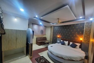Deluxe Double Room | Desk, laptop workspace, free WiFi