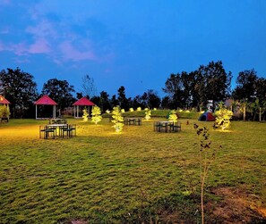 Outdoor dining - Saiprasad Tiger Resorts-Pench (Turiya)