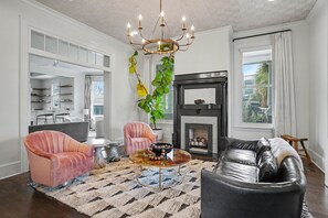 Interior - Maison Barnard | Starland's Most Stunning Home + Private Pool, Event Space (Savannah)