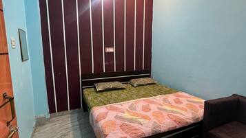 Standard Room | Free WiFi