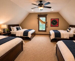 Desk, iron/ironing board, WiFi, bed sheets - Luxury Lakefront 6BD/5BA/Pool/Dock/MovieTheater-18 (Sunrise Beach)