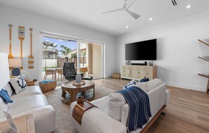 Smart TV - Luxury Upscale Beach House Experience w/ Private Pool & Close to Beach! (South Padre Island)