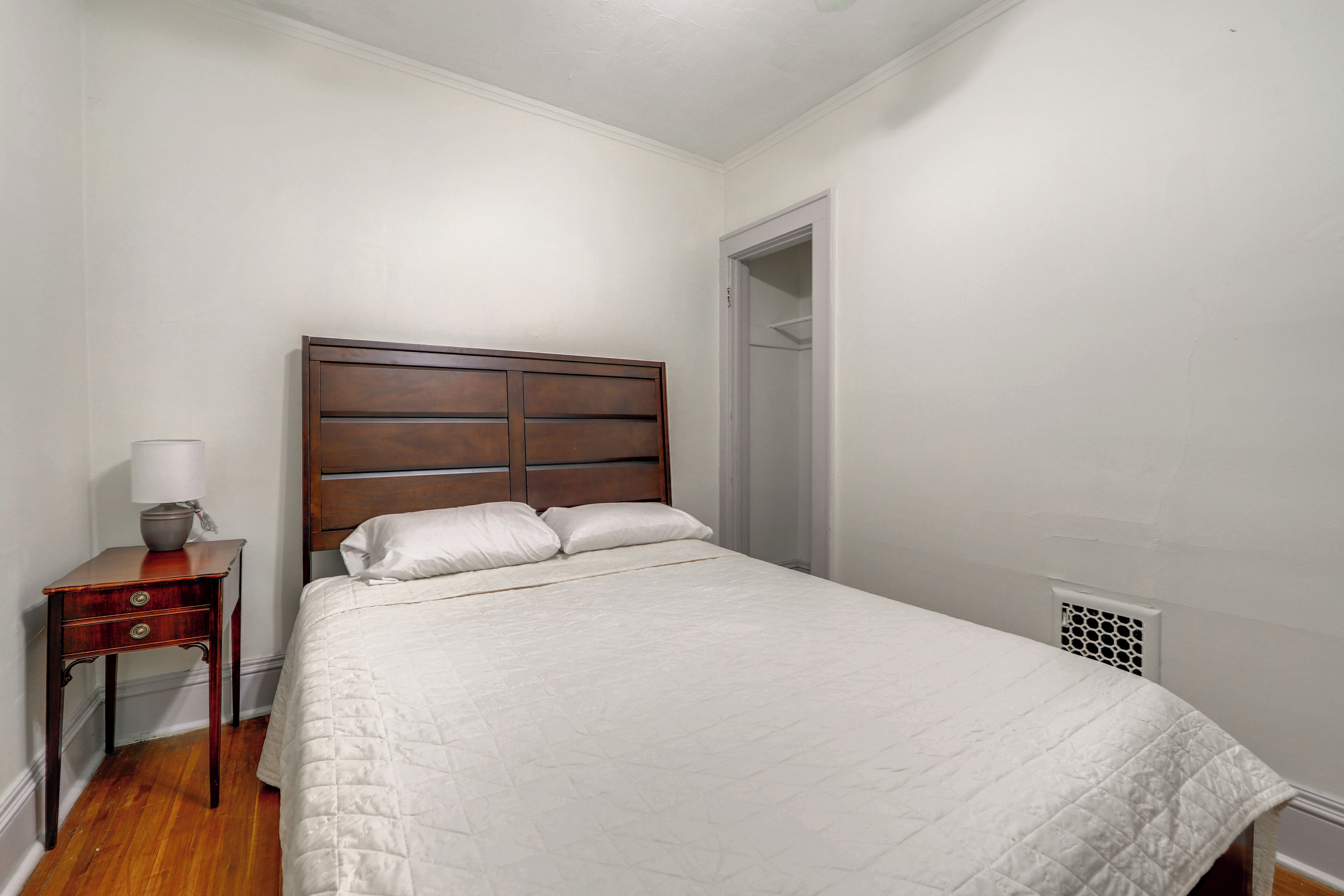 Apartment (2 Bedrooms) | Bahagian dalam
