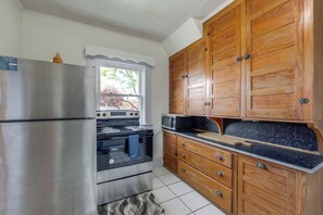 Apartment (2 Bedrooms) | Interior - 8 Mi to Micron Technology! River-view Apt! (Phoenix)
