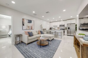 Front of property - 4 Mi to Hard Rock Casino! Duplex Near I-595 & I-95 (Fort Lauderdale)