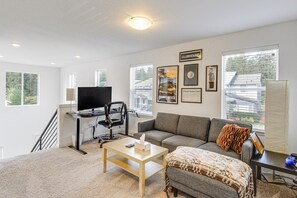 House (4 Bedrooms) | Interior - Fenced Yard & Grill! Family Haven in Port Orchard (Port Orchard)