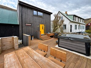 Outdoor dining - Hvanngarðs Smáttan við Stórá (Dalur)