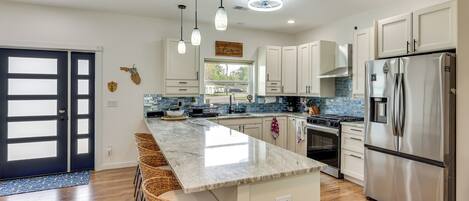 House (2 Bedrooms) | Interior